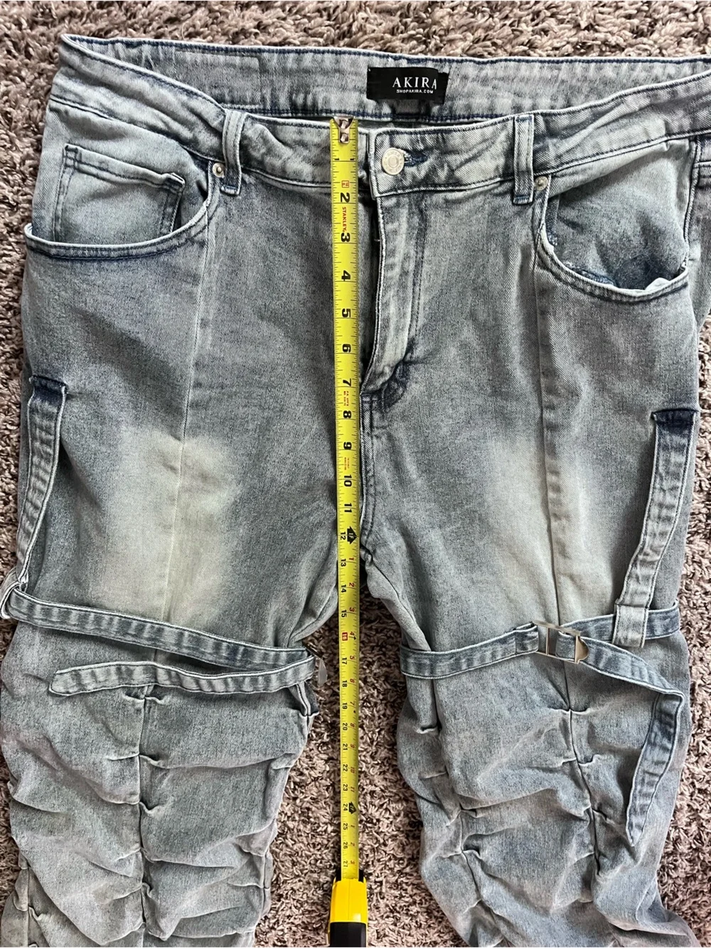 Akira Light Wash Stacked Ruched Buckle Strap Jeans Plus Size 19/34 - Picture 10 of 10